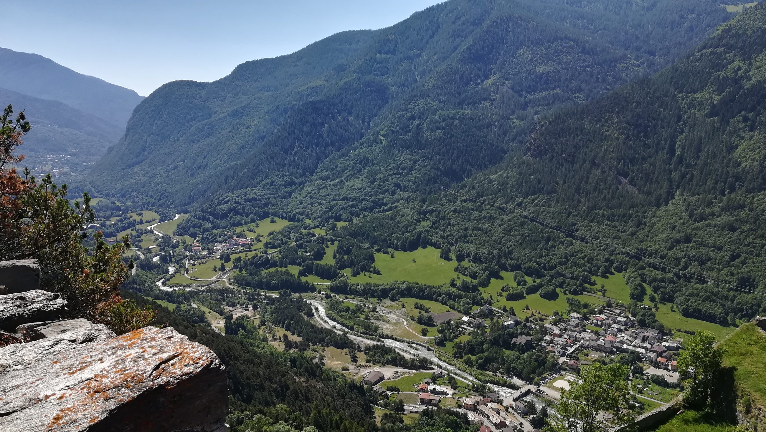 Il fondovalle del Chisone visto dall'alto